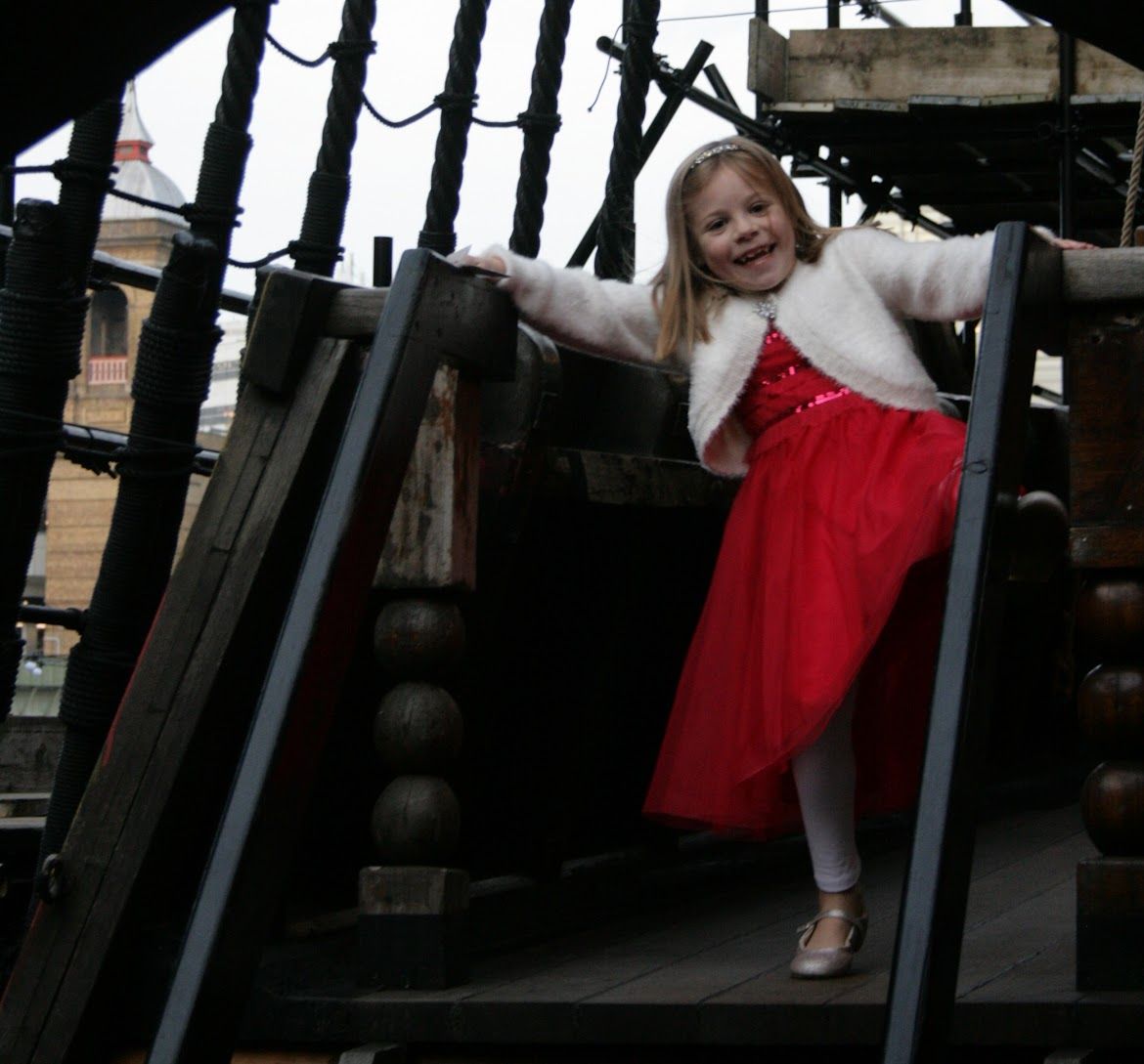 Gallery Item 5 for The Golden Hinde